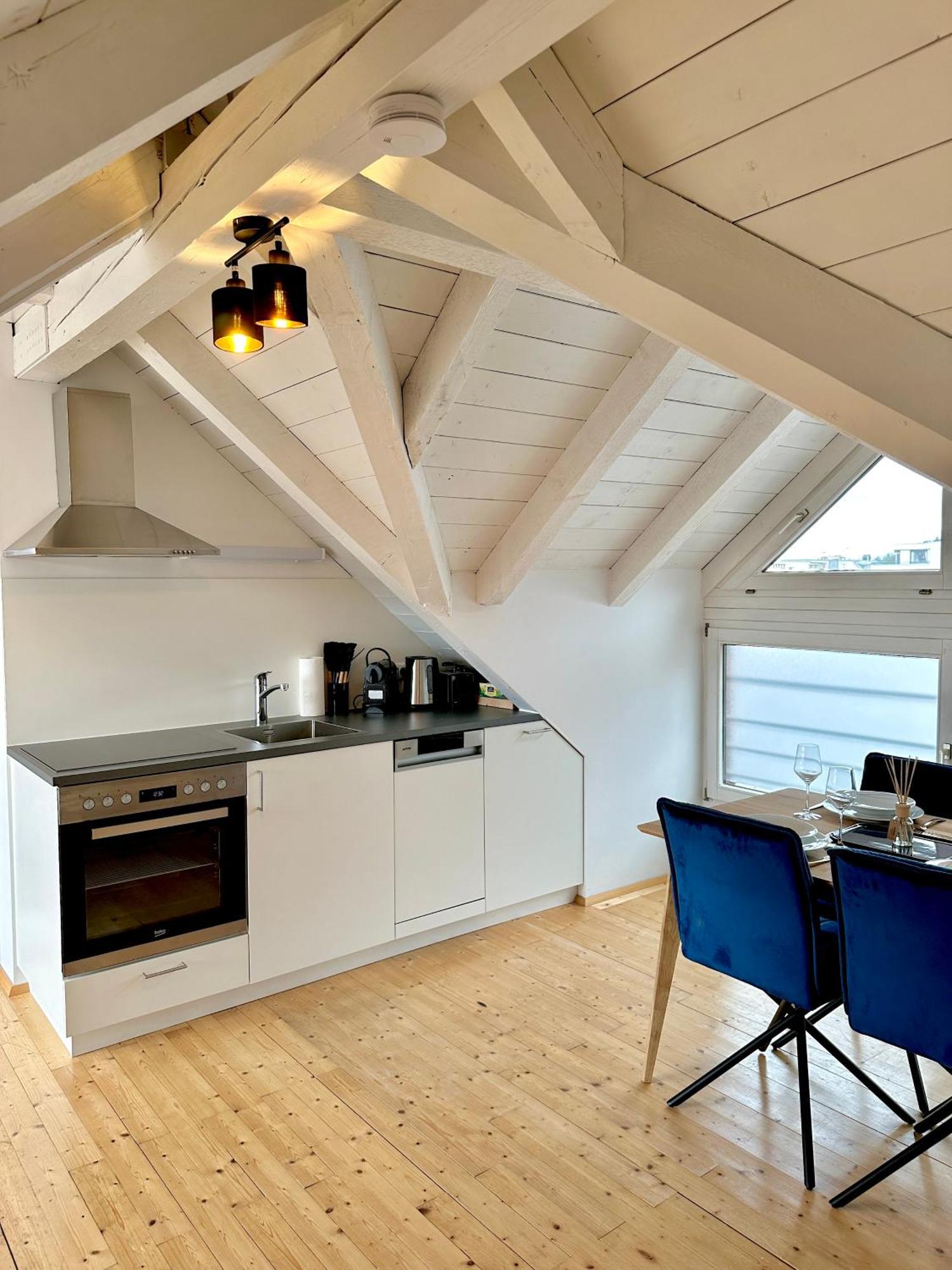 Zentrale Wohnung Mit Dachterasse Bregenz Ngoại thất bức ảnh